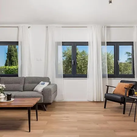 Premium - Pool, Big Garden, Seaside Town * Krk Town