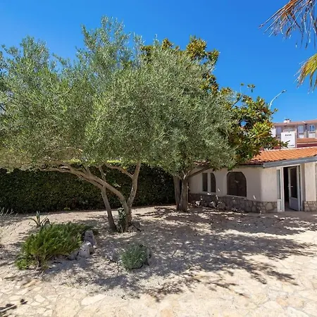 Premium - Pool, Big Garden, Seaside Town *