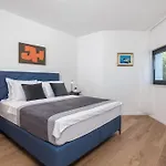 别墅 Premium - Pool, Big Garden, Seaside Town